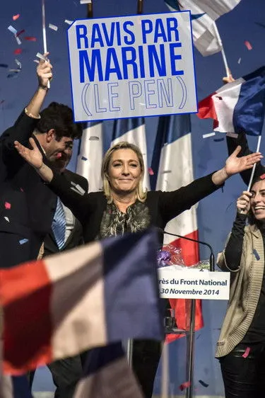 Póster de Ravis par Marine (Le Pen)