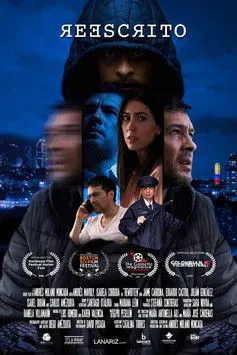 Andrés Mavioly interpreta a Santiago en Reescrito