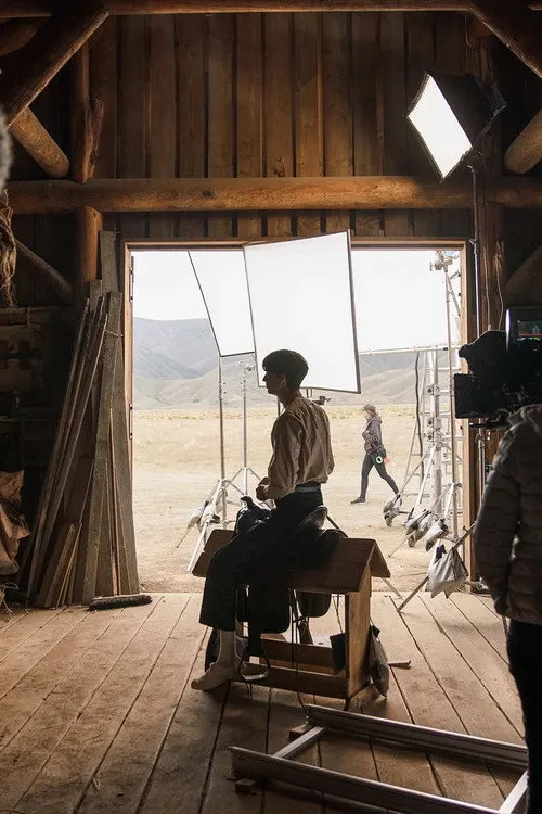 Jane Campion interpreta a en Reframing the West: Behind the Scenes of Jane Campion's The Power of the Dog