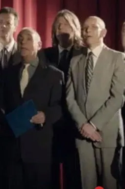 Emese Vasvári interpreta a  en Remény