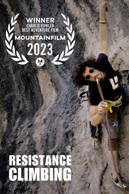 Austin Siadak interpreta a Self en Resistance Climbing