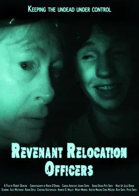 Ronan Doyle interpreta a Mike en Revenant Relocation Officers