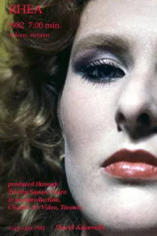 John Dewar interpreta a en Rhea