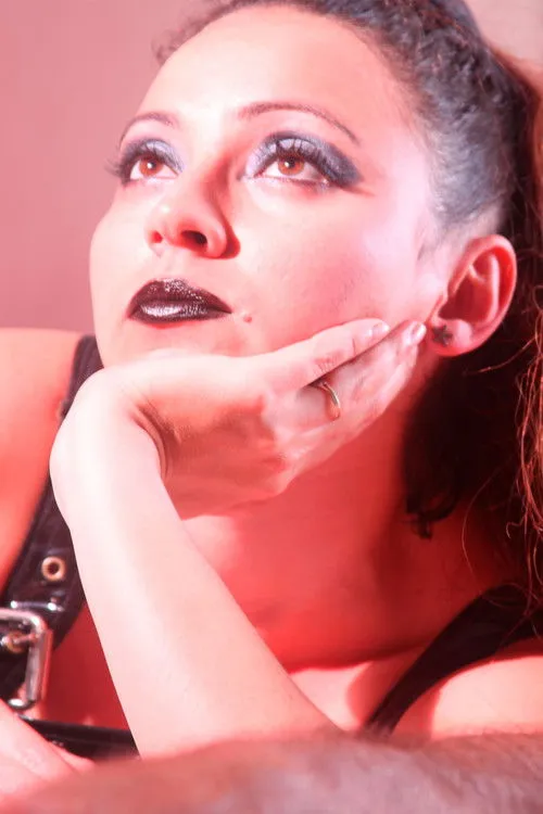 Mário Cardona interpreta a Homem en Rosana