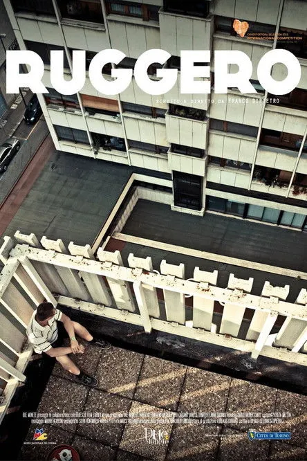 Riccardo Lombardo interpreta a Janitor en Ruggero