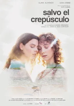 Clara Alvarado interpreta a Julia en Salvo el crepúsculo
