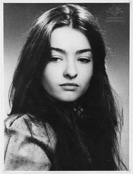 Shalva Gedevanishvili interpreta a en სათადარიგო ბორბალი