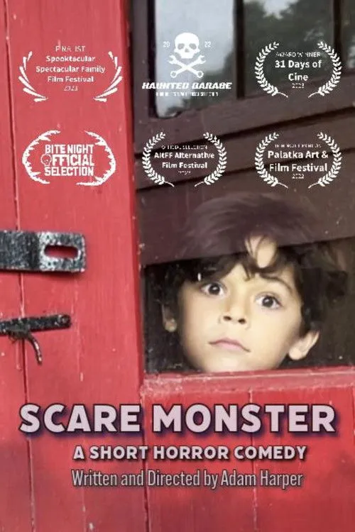 Adam Harper interpreta a Hector Abernathy en Scare Monster