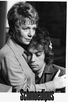 Carol MacReady interpreta a Dorothy en Schmoedipus