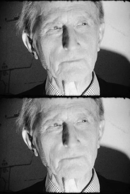Marcel Duchamp interpreta a Himself en Screen Test [ST80]: Marcel Duchamp