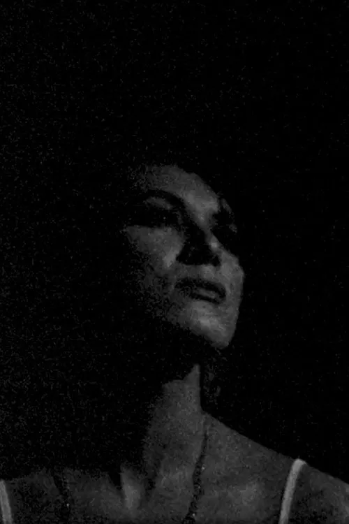 Verónica Valenttino interpreta a Self en Sem título #2 (Verónica)