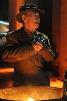 Fernando Lopes interpreta a K en Senhor X