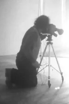 Doreen Canto interpreta a  en She's a Very Nice Lady