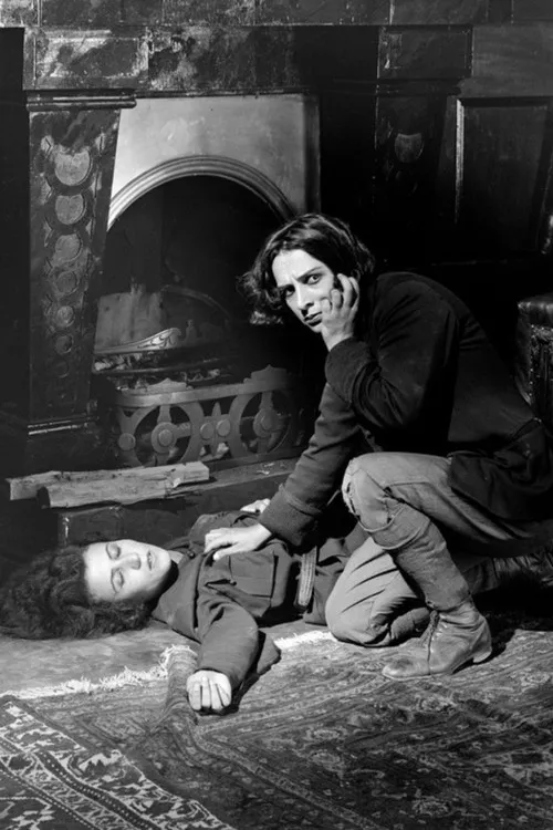 Pavel Yesikovsky interpreta a en შირვანსკაიას დანაშაული