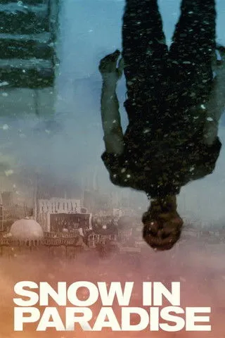 Daniel Godward interpreta a Old Gangster en Snow in Paradise