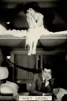 Dave Wengren interpreta a Swede en Soft Living