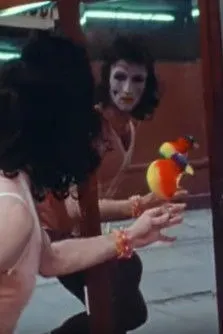 David Gale interpreta a  en Solarflares Burn for You