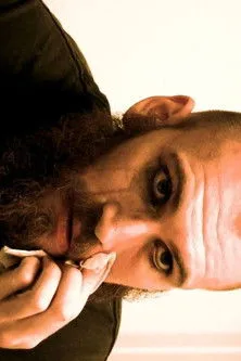 Chandler Burton interpreta a Himself en SPAZZ