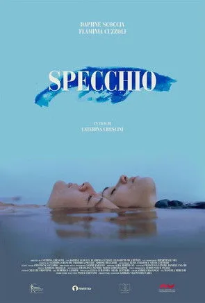 Daphne Scoccia interpreta a Beatrice en Specchio