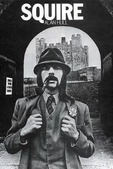 Madelaine Newton interpreta a Mary en Squire