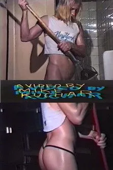 Kelly Webb interpreta a  en Statue in the Park