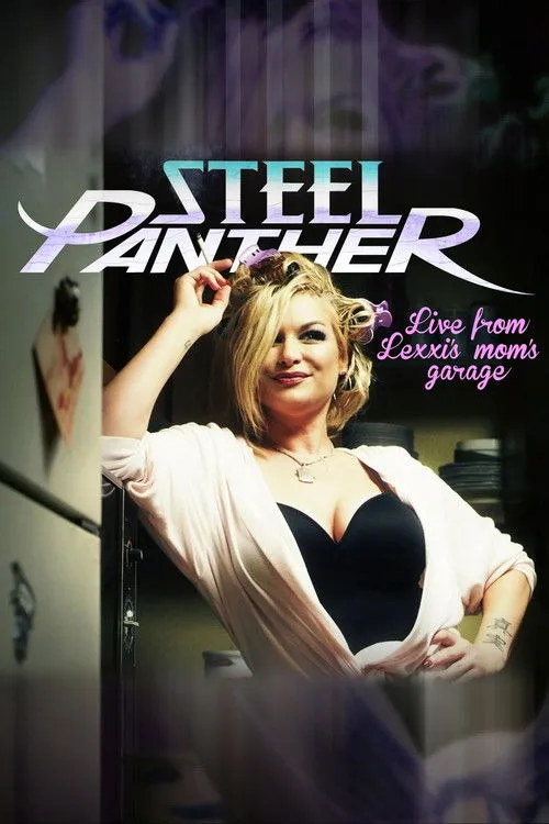Travis Haley interpreta a Lexxi Foxx en Steel Panther Live from Lexxi's Mom's Garage