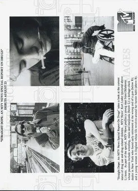 Kurt Loder interpreta a Himself (Host) en Straight Dope