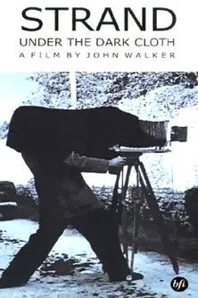 Cesare Zavattini interpreta a Self en Strand, Under the Dark Cloth