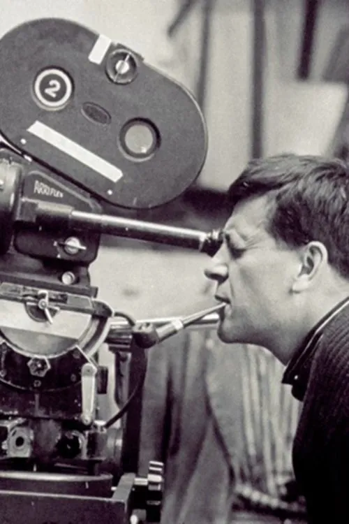 Peter Weiss interpreta a en Strange Walks In and Through and Out