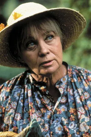 Dana Gillespie interpreta a Maureen en Sunday Pursuit