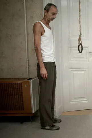 Juli Szlávik interpreta a Mr. Szabó's wife en Szabó úr