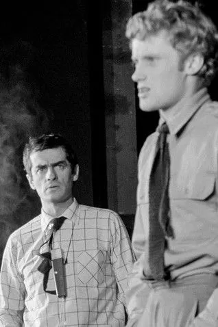 Adam Hanuszkiewicz interpreta a Himself en Szkice do portretu reżysera