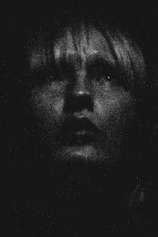 Max Portman interpreta a  en Take an Axe