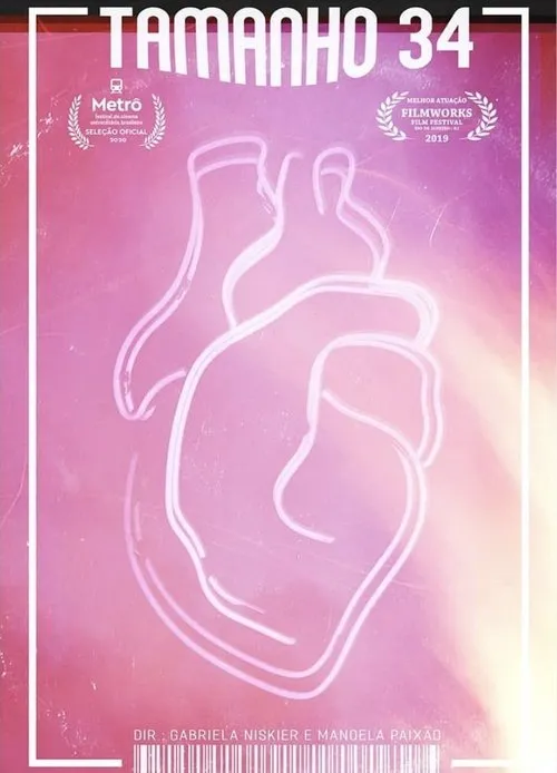 Manoela Paixão interpreta a en Tamanho 34