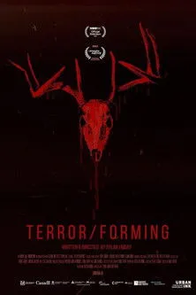 Josh Dohy interpreta a  en Terror/Forming