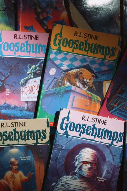 R.L. Stine interpreta a Self en That's So '90s