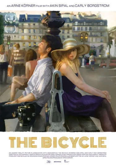 Jason Smith interpreta a Fieldworker en The Bicycle