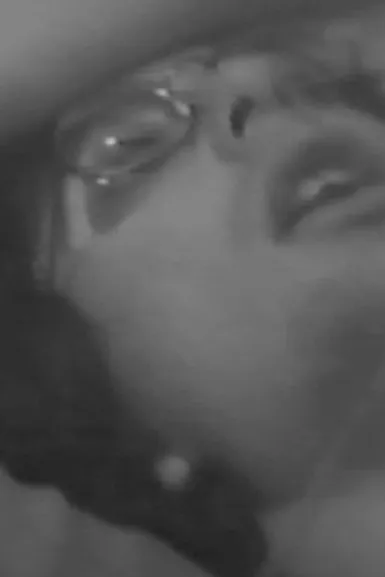 Kathy Acker interpreta a en The Blue Tapes