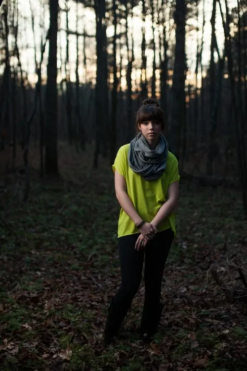 Elizabeth Yardley interpreta a Criminologist en The Cul-De-Sac Sex Cult