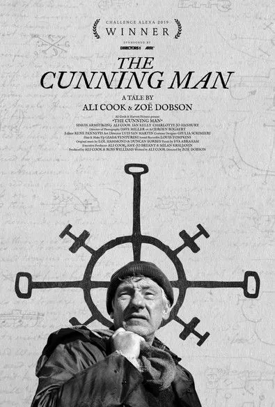 Simon Armstrong interpreta a Afran Harries en The Cunning Man