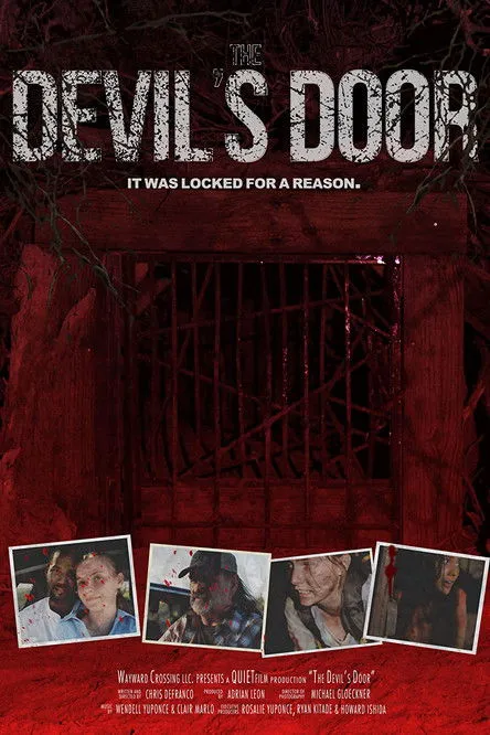 Tori Ellis interpreta a Tori en The Devil's Door