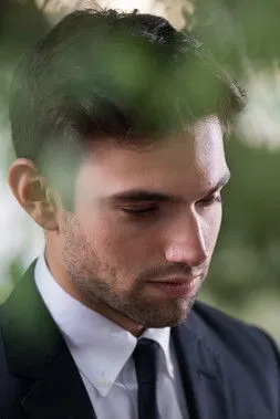 Greg Nussen interpreta a Jeremy en The Eulogist