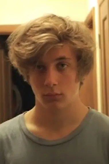 Jeremy Allen White interpreta a Ryan en The Fourth