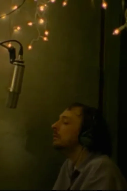 T. Griffin interpreta a Himself en The Foxx and Little Vic