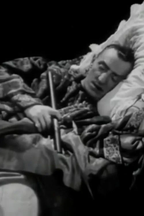 Fred Paul interpreta a Nayland Smith en The Fungi Cellars