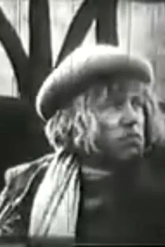 A.I. Gregory interpreta a The Devil en The Glittering Sword