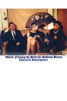 Glen Meadmore interpreta a en The Goddess Bunny Channels Shakespeare