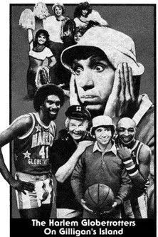 Natalie Schafer interpreta a Lovey Wentworth Howell en The Harlem Globetrotters on Gilligan's Island