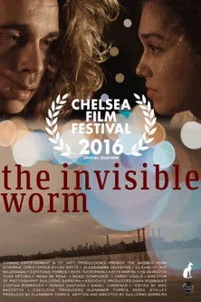 Christopher Dylan White interpreta a Charlie en The Invisible Worm