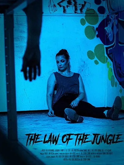 Sharnee Tones interpreta a Sarah en The Law of the Jungle